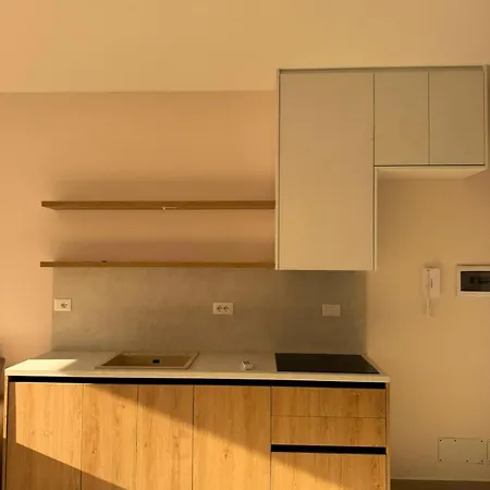 Beautiful Modern Near The Beach, Golem (Tirana)